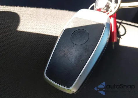 2019 Chevrolet Malibu Lt from USA, damaged, VIN 1G1ZD5ST6KF144483